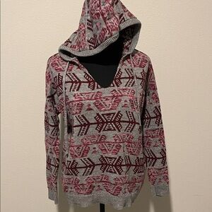 American Eagle Outfitters Gray and Burgundy V-Neck Sweater